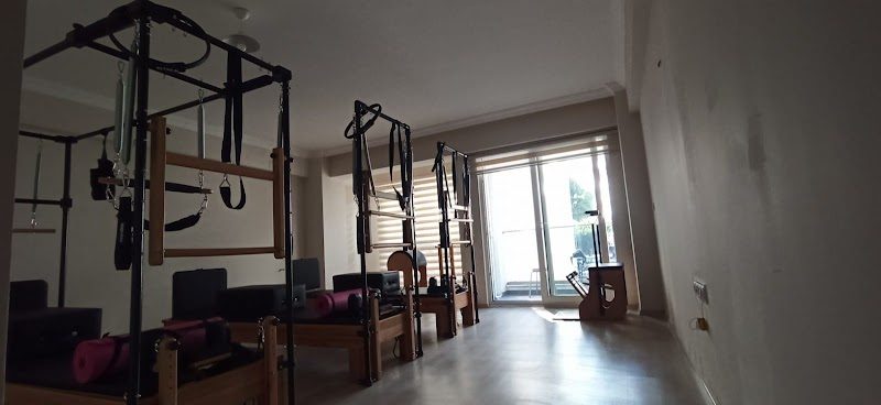 Dilek Tüzen Pilates Studio