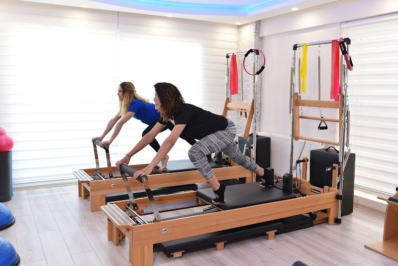 Fizyoneed - Aydın Sağlıklı Yaşam Merkezi (Bulvar Şubesi) - Aydın Reformer Pilates - Klinik Pilates
