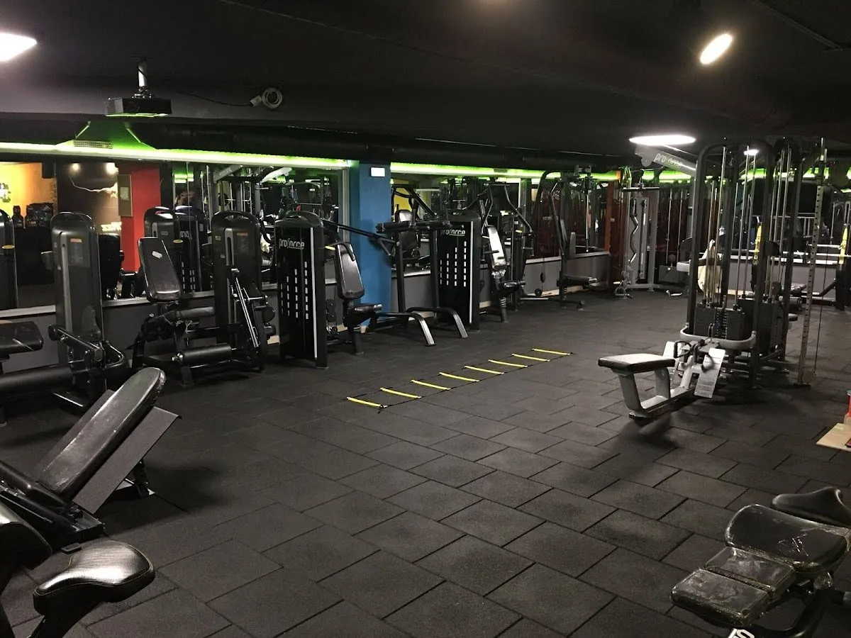 FiT//izz Fitness ve Sağlık Merkezi Çarşı Şubesi