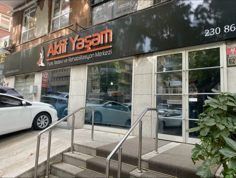 Uzman Fizyoterapist Sezer Suvay