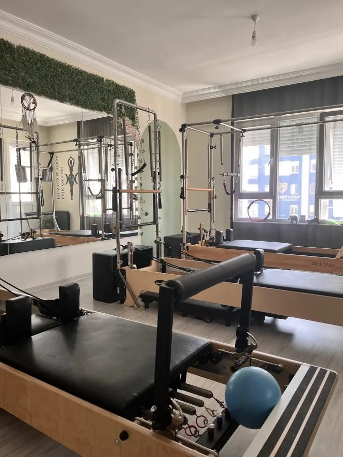 ESİN ÖZKAN PİLATES & YOGA
