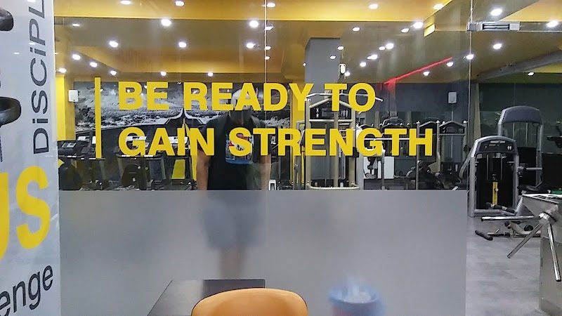 Wellness Mor Beyaz Spor Salonu