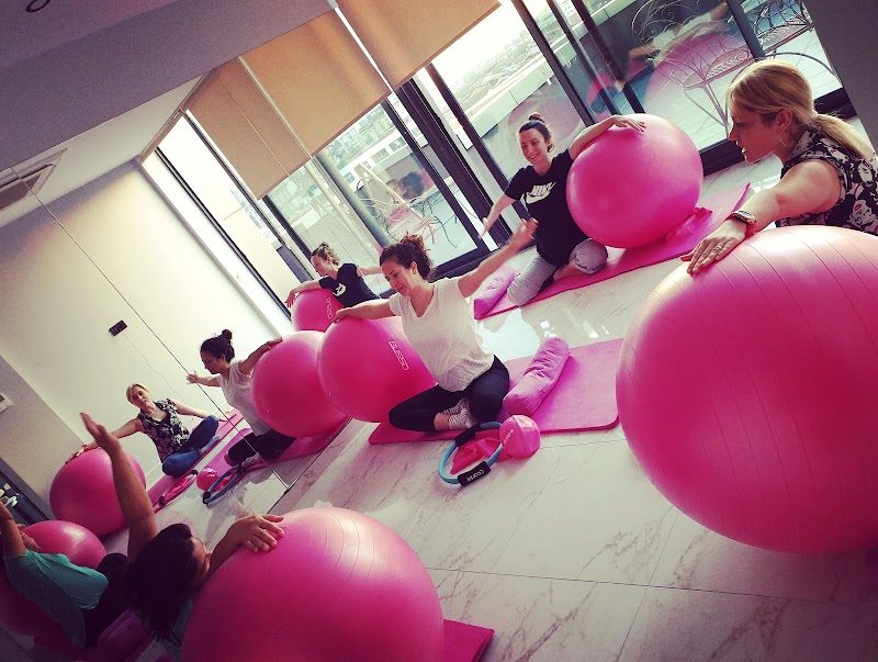 İzmit Emzirme Danışmanı & Doğum Koçu & Hamile Pilatesi Eğitmeni Damla KAYA