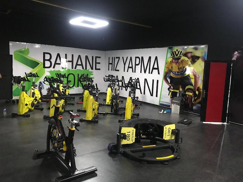 XFİT Platinum Spor Kompleksi