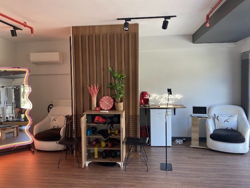 Le Studio Harmonie Pilates Studio