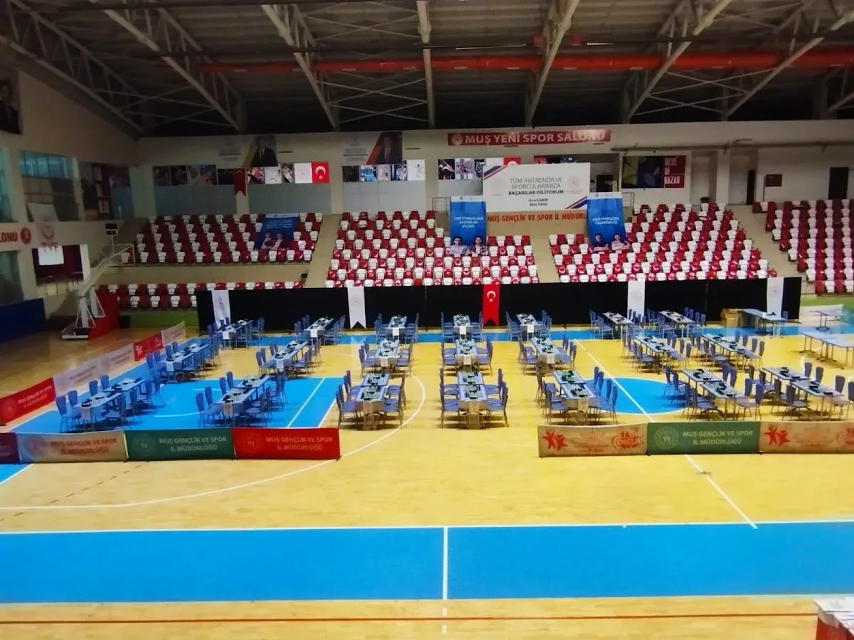 MUŞ YENİ KAPALI SPOR SALONU