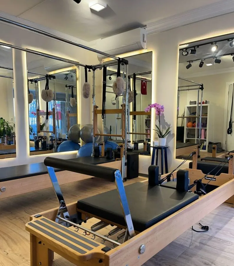 No.18 Pilates & Yoga Studio
