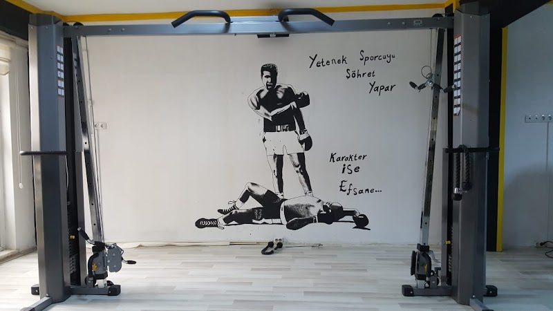 Kütahya Belediyesi 30 Ağustos Spor Salonu