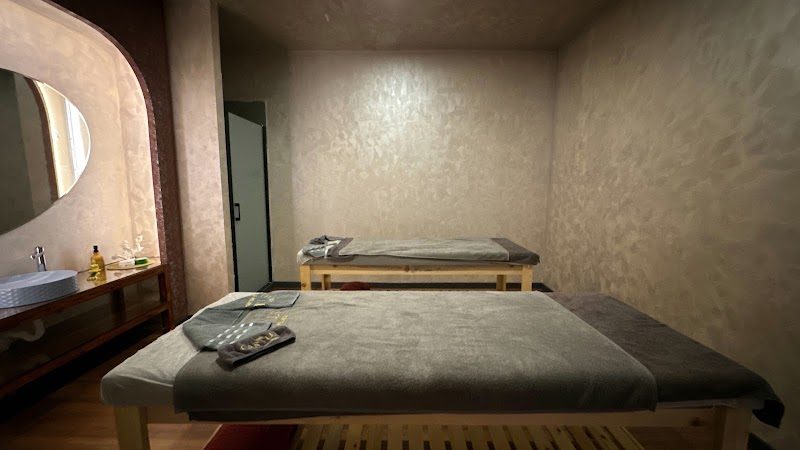 Castles Spa & Wellness