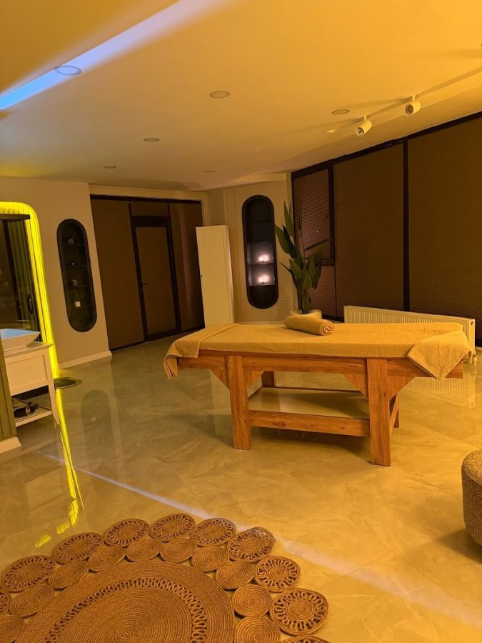 By Aura Wellness&Spa