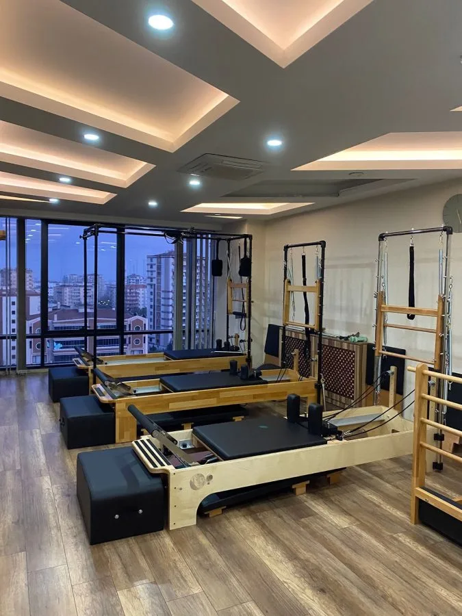 Move Skolyoz & Pilates