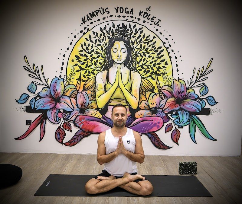 Kampüs Yoga Kolej