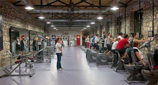 Taşhangar Spor Salonu