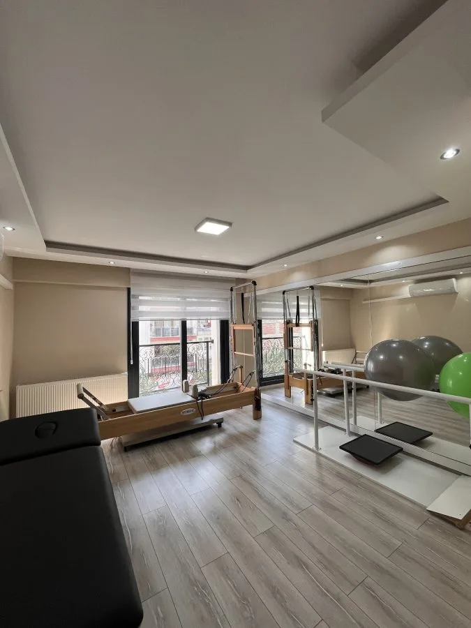 Uzman Fizyoterapist Pınar ERKAN YILMAZ (Fizyoterapi ve Rehabilitasyon, Reformer Pilates)