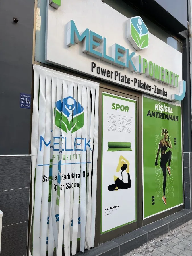 Melek Power fit - Power Yoga