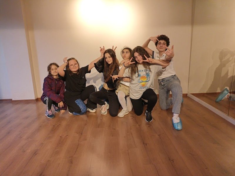 Yalova Dans Müzik Yoga Pilates Akademi