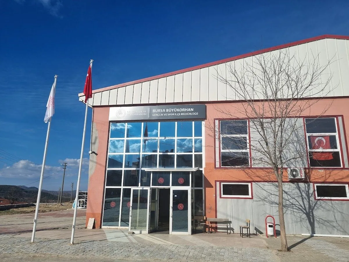 Büyükorhan spor salonu