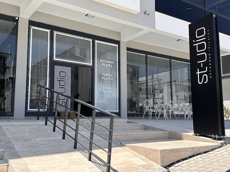 St-udio Reformer Pilates- Şemikler Şubesi