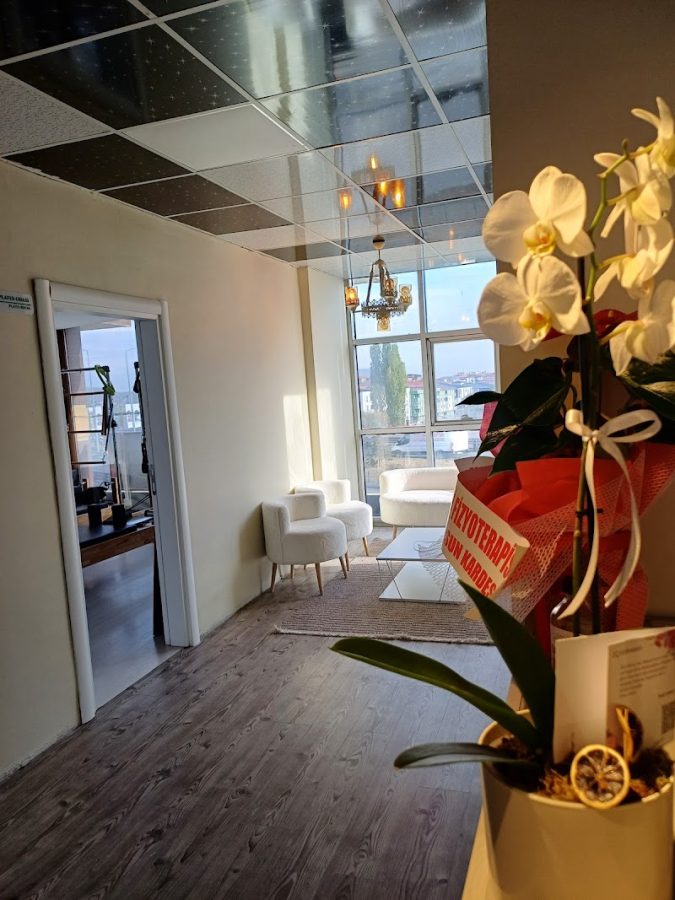 Fizyoterapist Gamze Nur Kılınçarslan