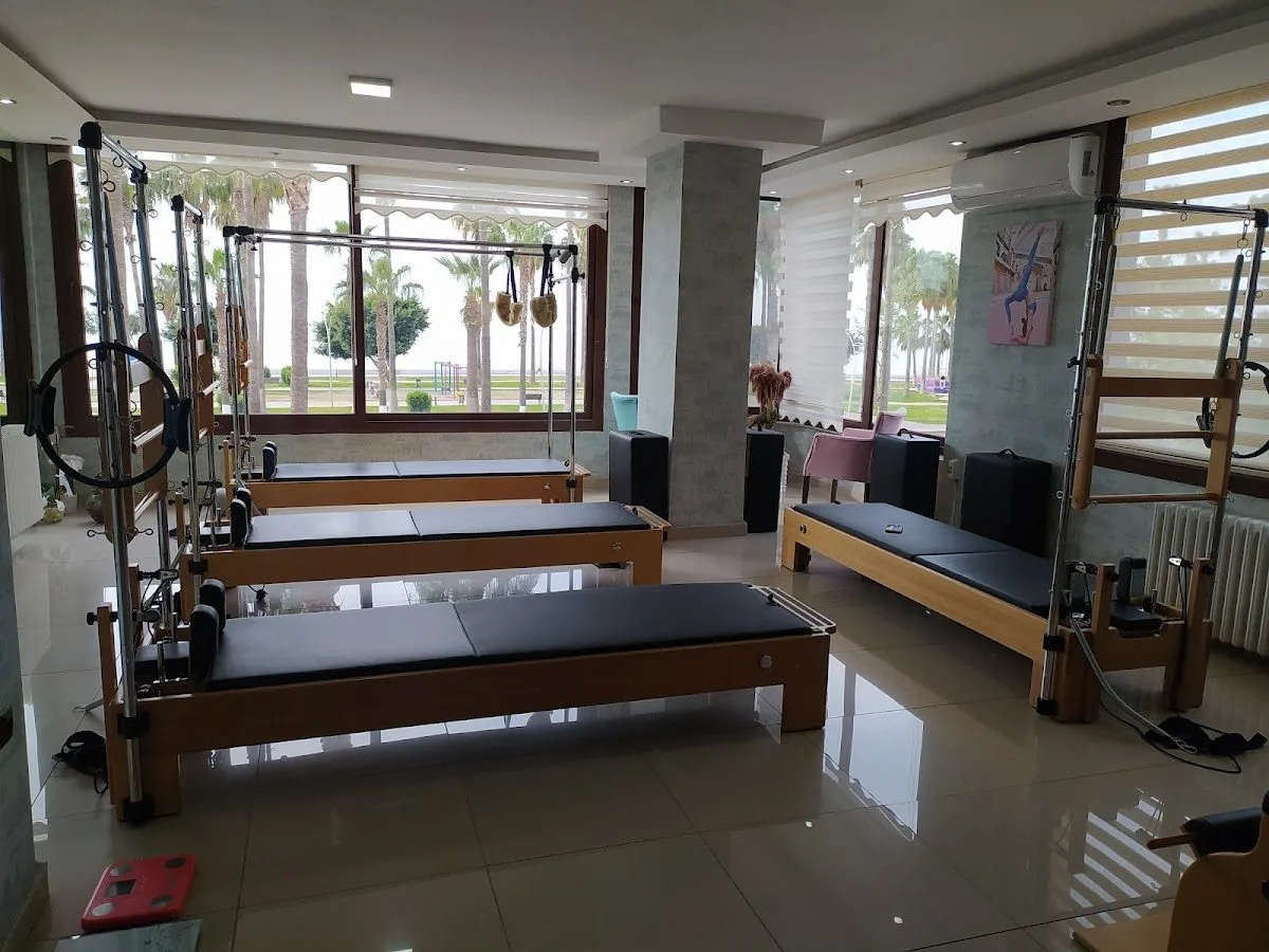 Pink Blue pilates ve yoga