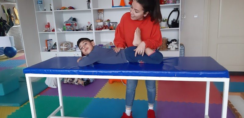 Eylül Fizyoterapi ve Sağlıklı Yaşam Merkezi