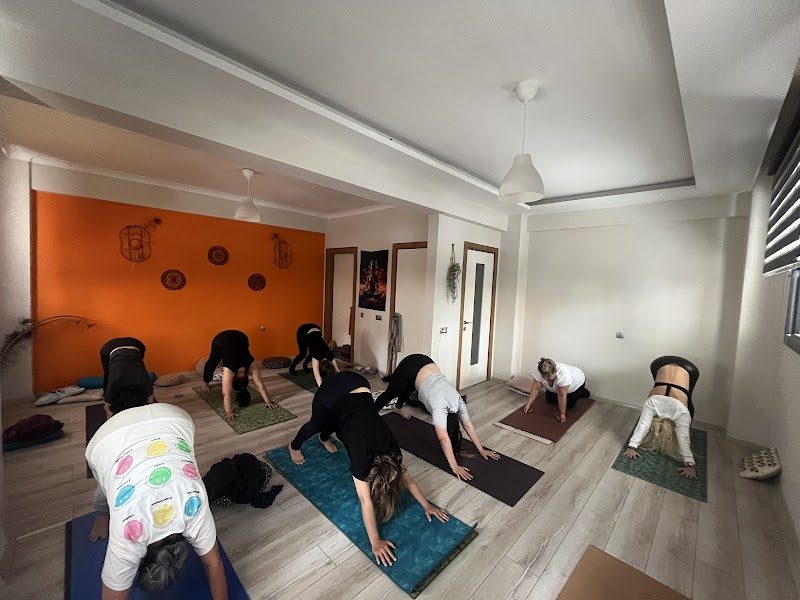 Moksha Yoga | Manisa