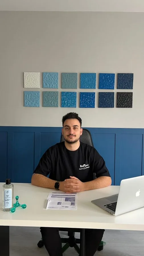 Fizyoterapist Mustafa Gümüş