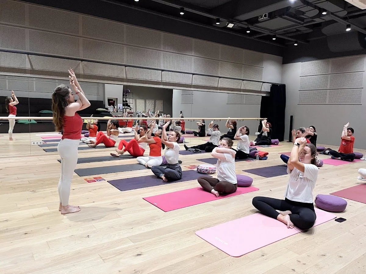 Eflatun Yoga ve Yaşam Merkezi