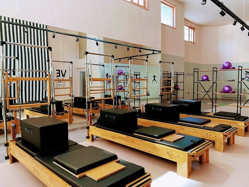 Büşra Pilates Center Keçiören I Online Pilates Dersleri
