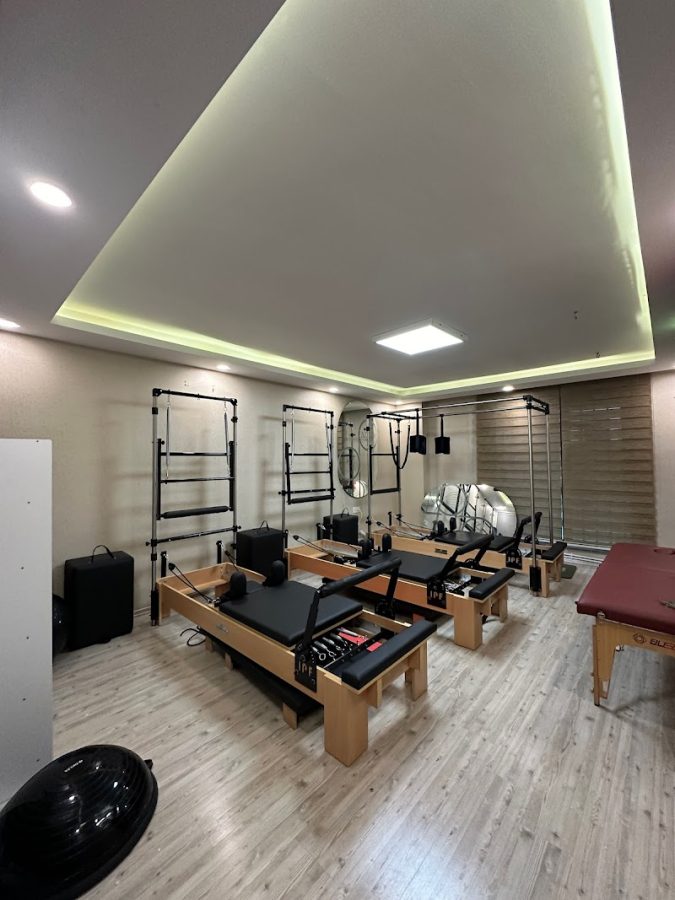 Azura Physical Clinic & Reformer Pilates & Hamak Yoga