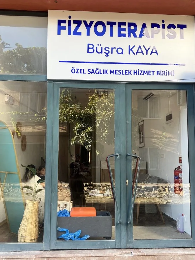 Fizyoterapist Büşra Kaya ÖZEL SAĞLIK HİZMET BİRİMİ