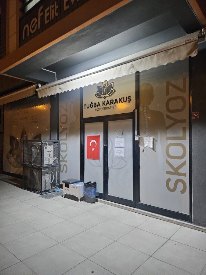 Fizyoterapist Tuğba Karakuş