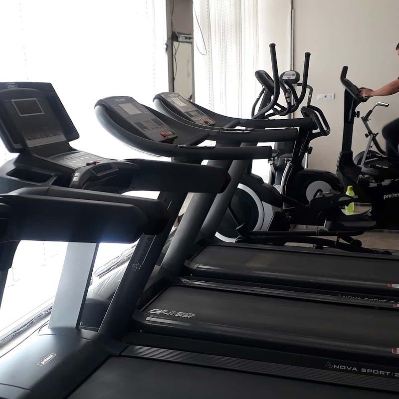 BAKİ GÖK SPOR SALONU