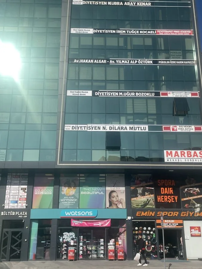 Fizyoterapist Pınar Atasever