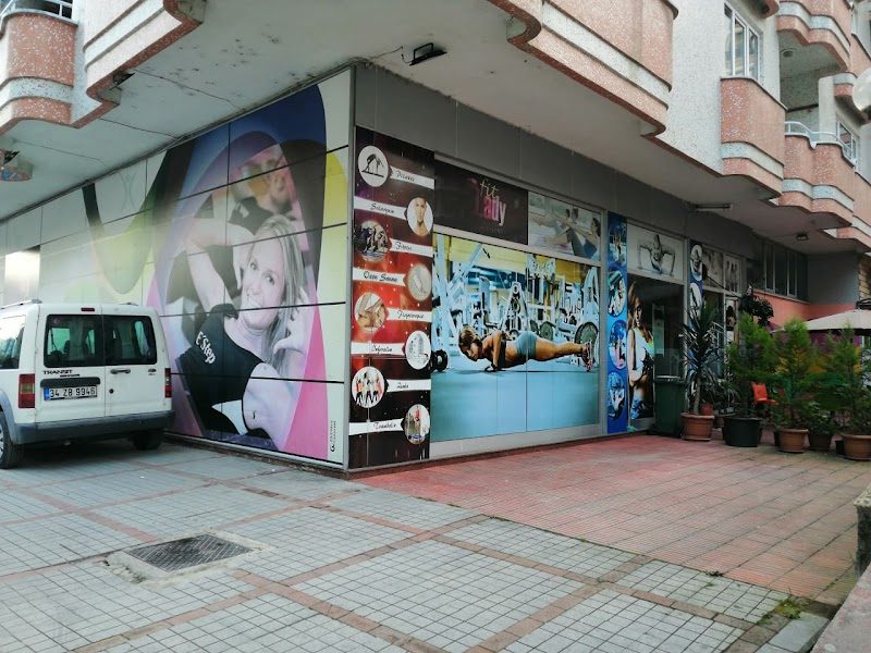 Rize Fit Lady Kadınlara Özel Spor Salonu