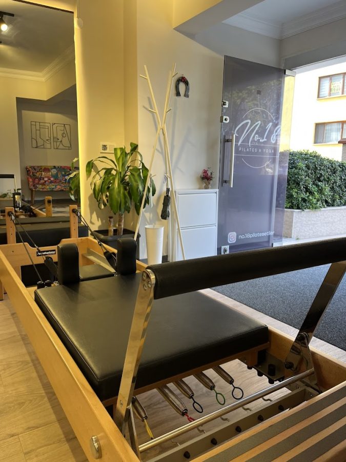 No.18 Pilates & Yoga Studio