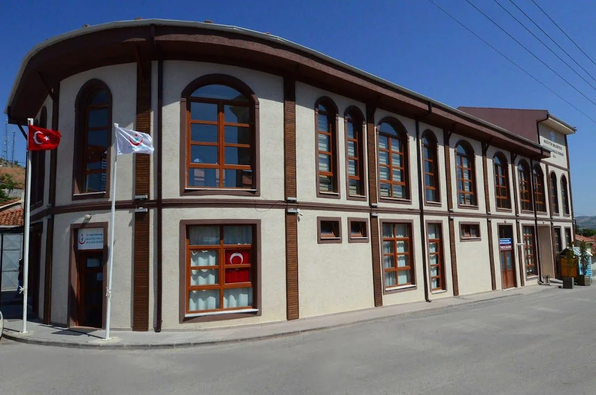 Bozüyük Belediyesi Tekke Mahalle Konaği Fitness Salonu