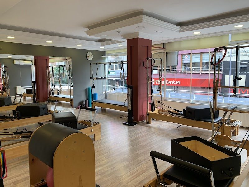 Centro Reformer Pilates