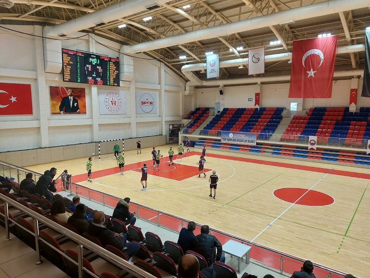 Karabuk Yeni Merkez Spor Salonu