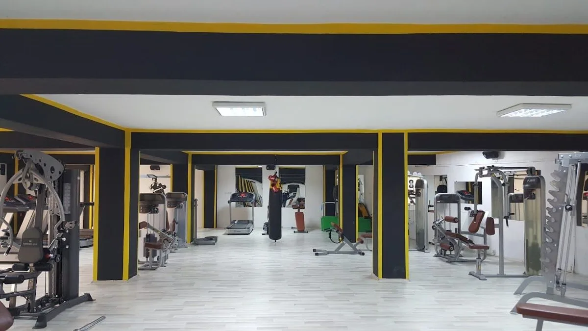 Kütahya Belediyesi 30 Ağustos Spor Salonu