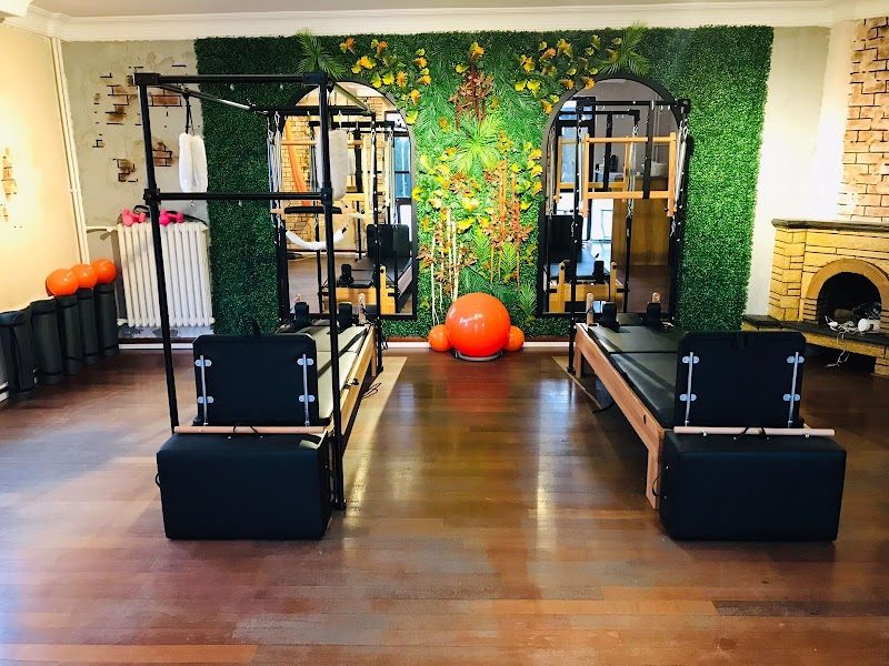 NB Fit Pilates-Reformer Studio