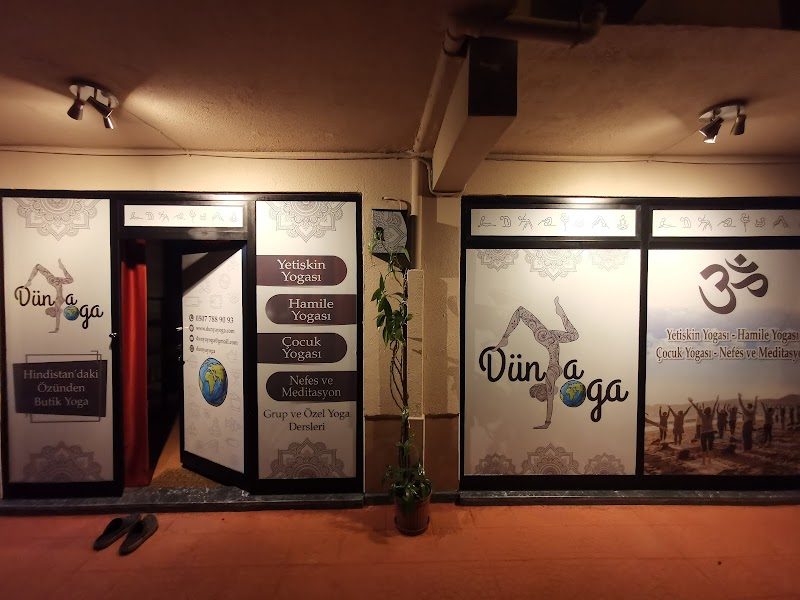 Dünya Yoga