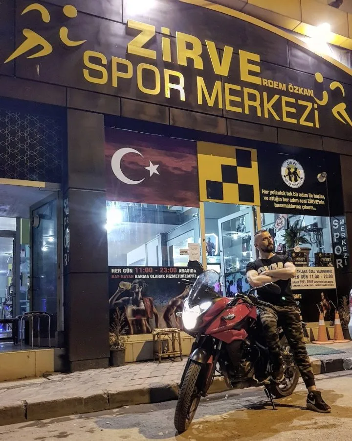 Zirve Spor Merkezi