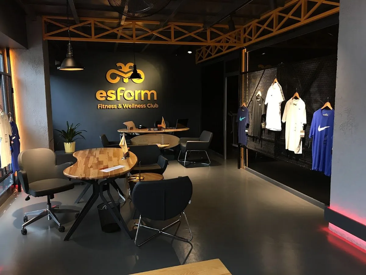Esform Fitness&Wellness Club