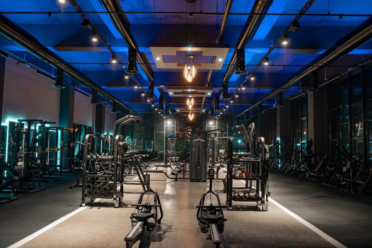 THE BOSS HEALTH CLUB