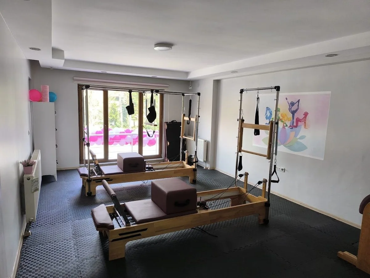 Fizyoterapist Rümeysa Sena ÖZÇELİK