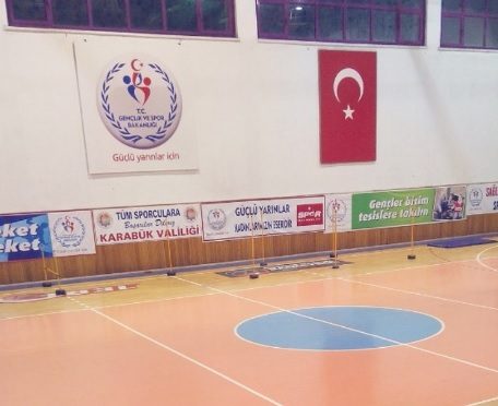 Yenişehir Kapalı Spor Salonu