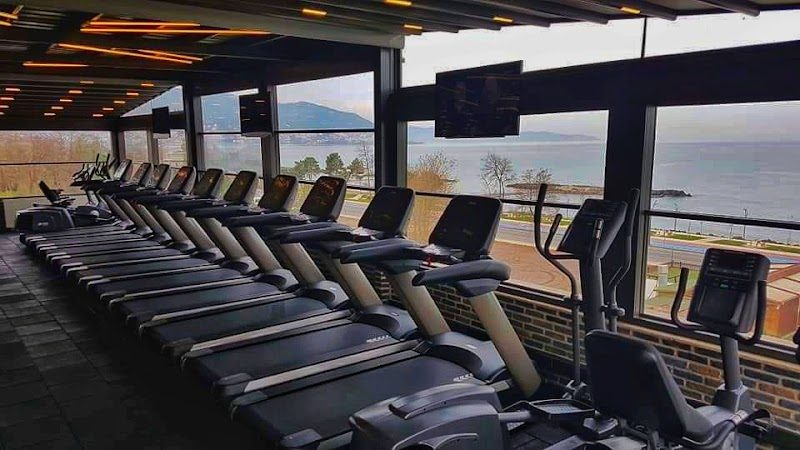 Aktuğ Pilates Bayan ve Fitness Karışık