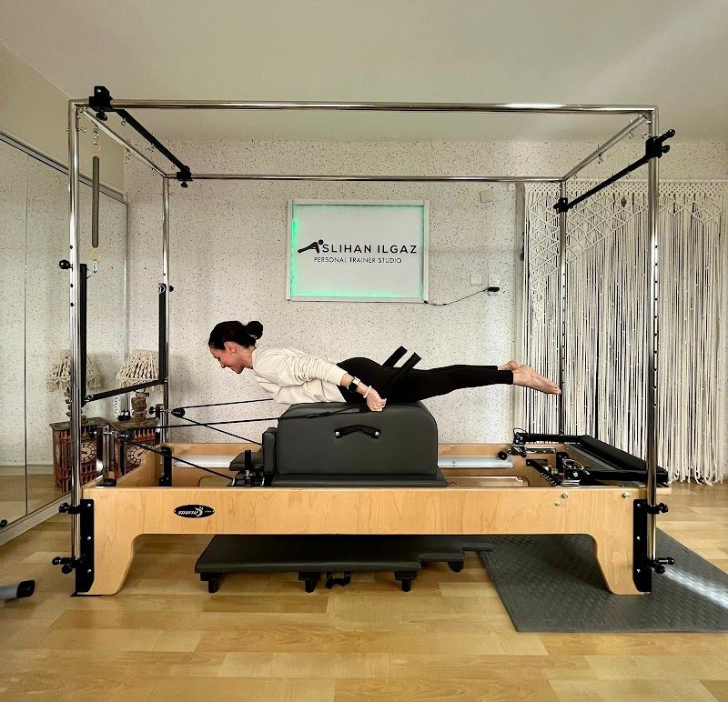 Aslıhan Ilgaz Personal Trainer Studio