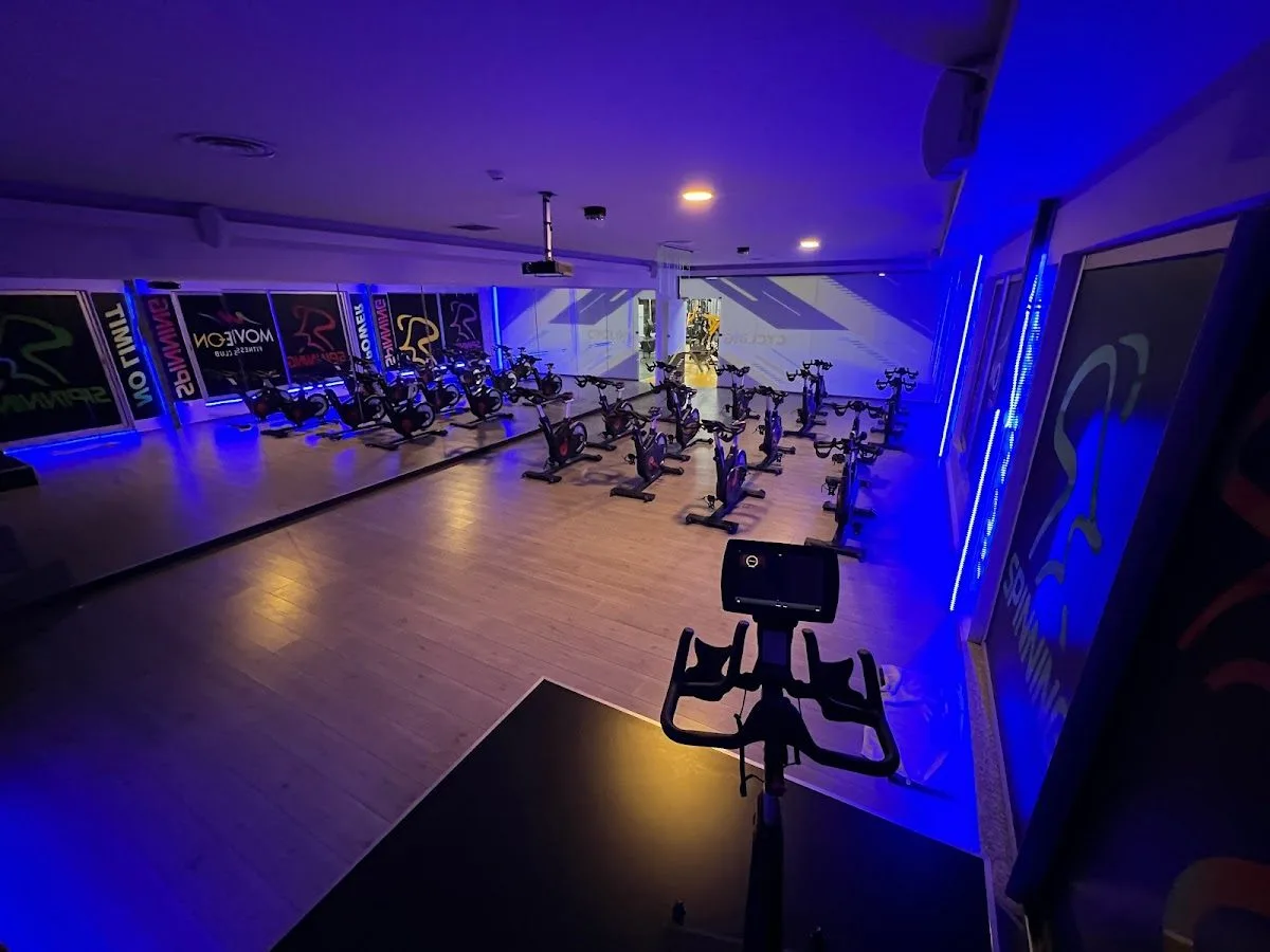 MoveOn Fitness Club